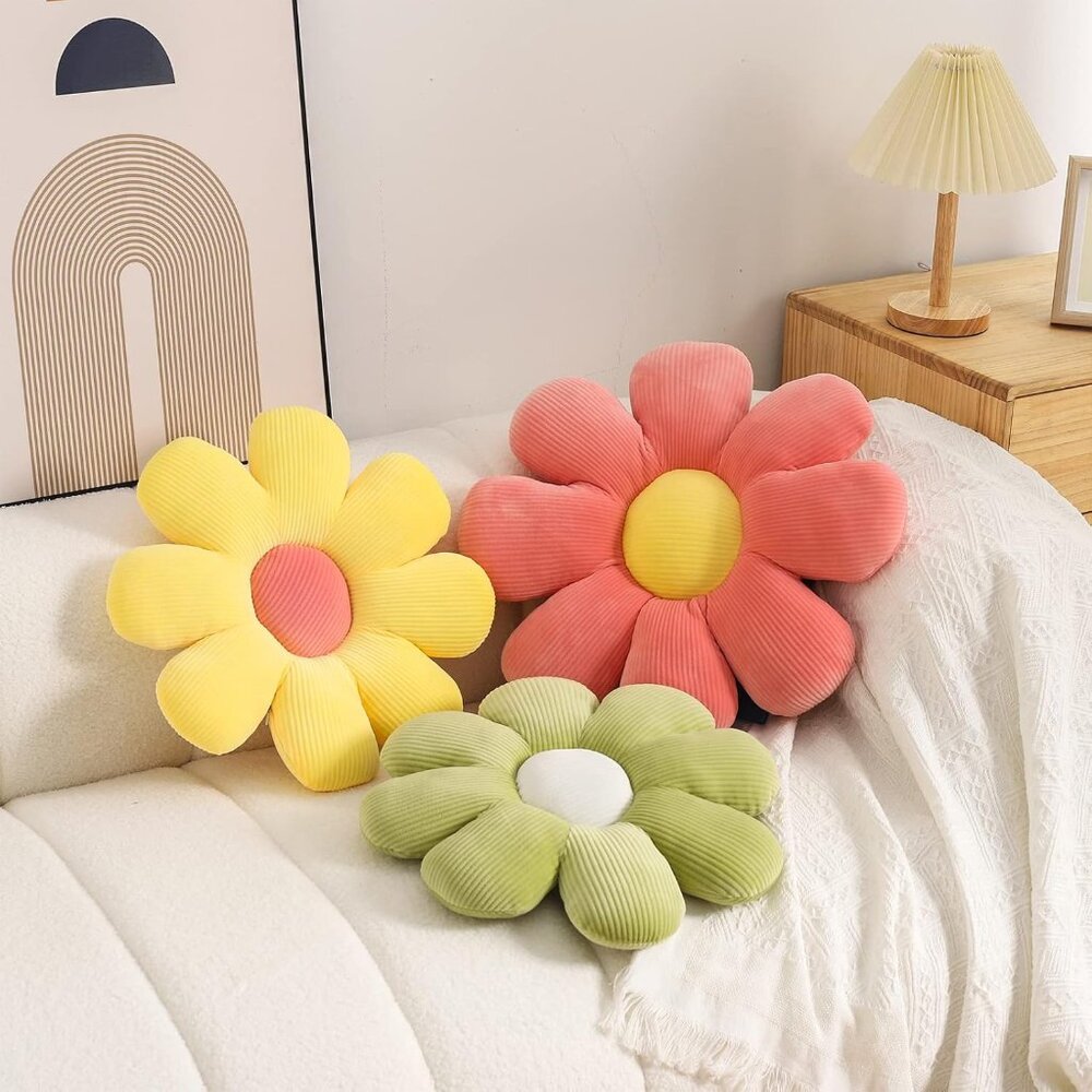 Flower Accent Pillows Seat Cushions Daisy Throw Pillows Room Decor Set, 3 Pcs